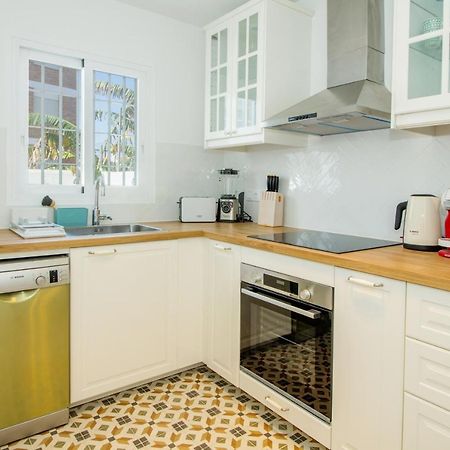 A Cozy And Elegant Townhouse Across The Beach Torre de Benagalbon Zewnętrze zdjęcie