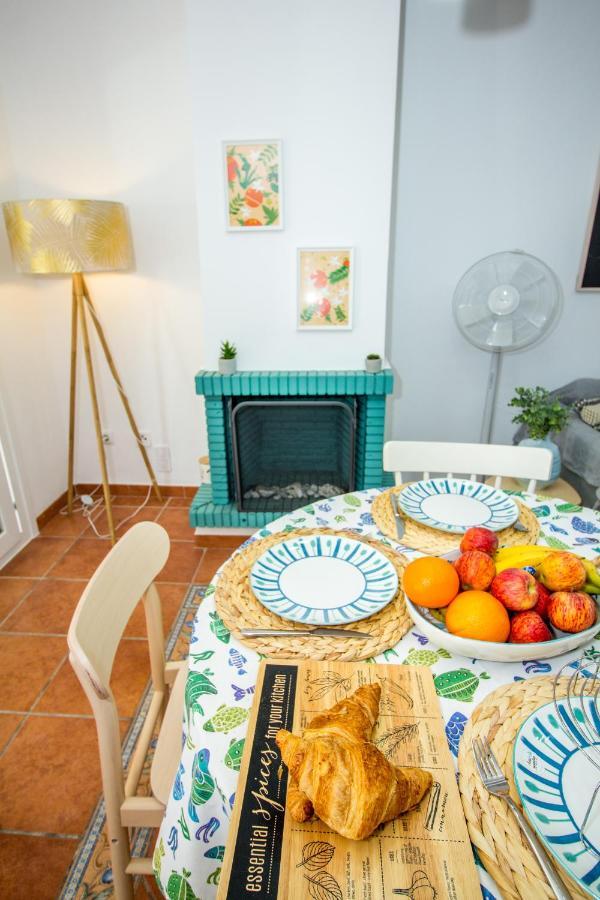 A Cozy And Elegant Townhouse Across The Beach Torre de Benagalbon Zewnętrze zdjęcie