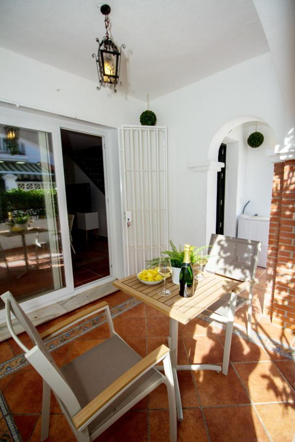 A Cozy And Elegant Townhouse Across The Beach Torre de Benagalbon Zewnętrze zdjęcie