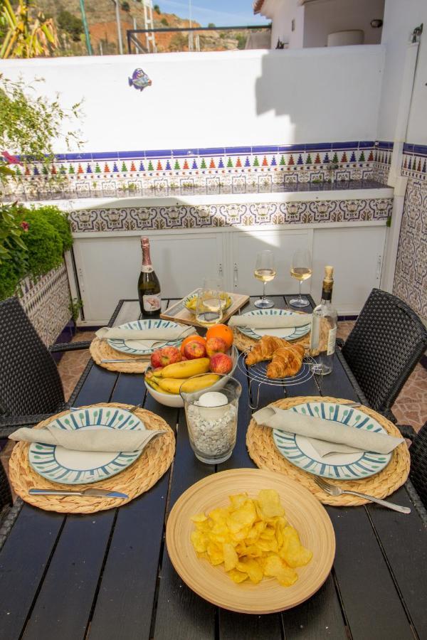 A Cozy And Elegant Townhouse Across The Beach Torre de Benagalbon Zewnętrze zdjęcie